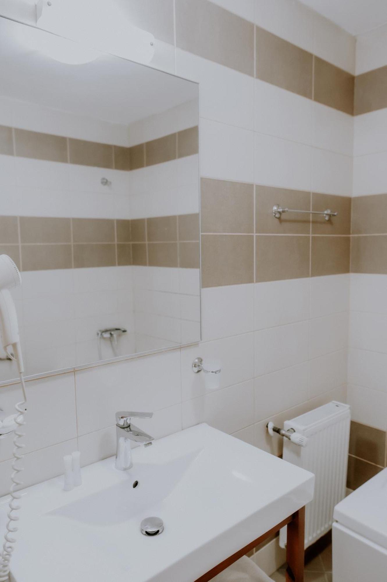 Farm stay Pensiunea Poiana