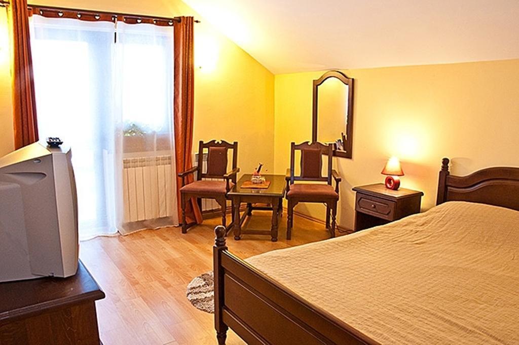 Farm stay Pensiunea Poiana Slanic Moldova
