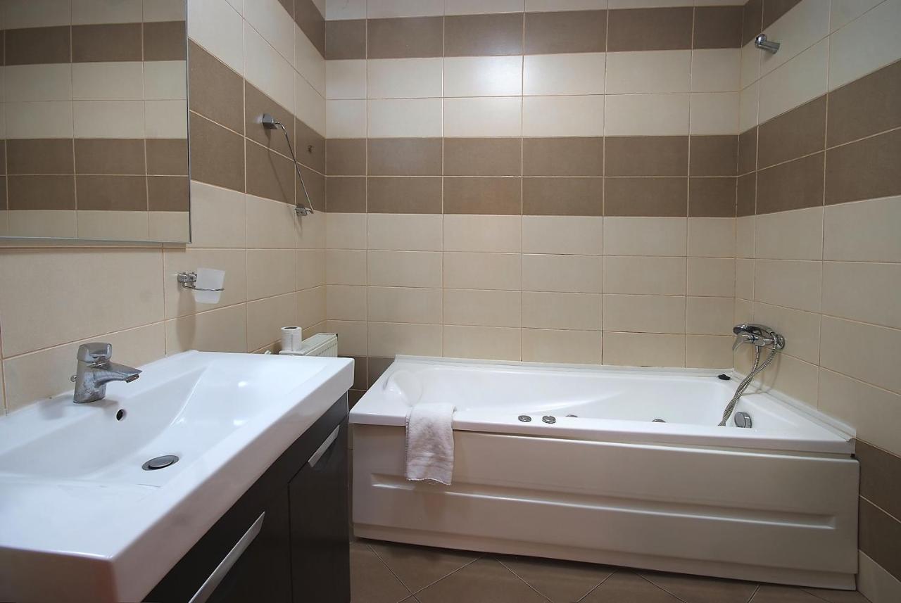 Farm stay Pensiunea Poiana *