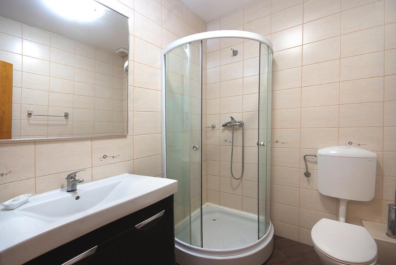 Pensiunea Poiana Farm stay